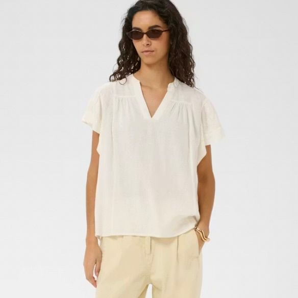 Aria Flutter Sleeve Blouse