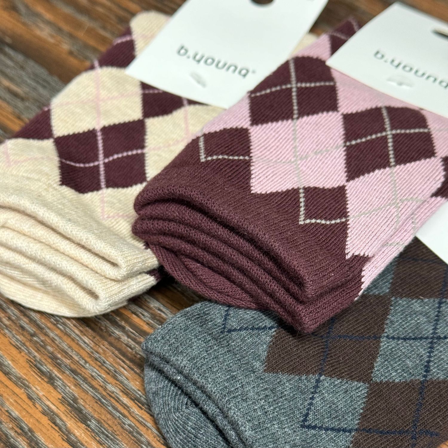 Valora Argyle Socks (3 colours)