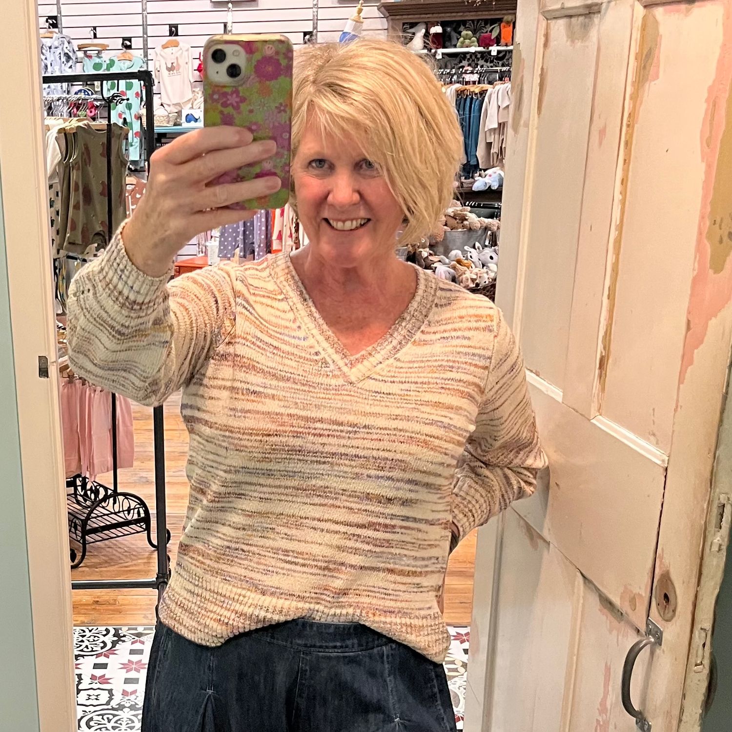 🇨🇦 Variegated Knit V Neck Sweater