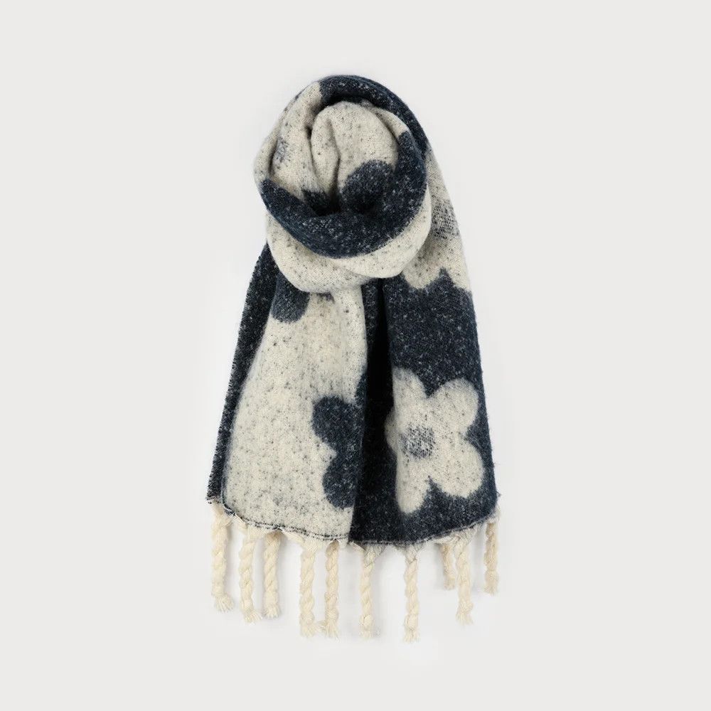 🇨🇦 Reversible Floral Scarf