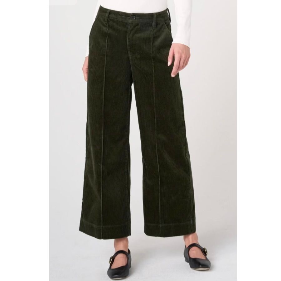 Crop Wide Leg Pintuck Trouser