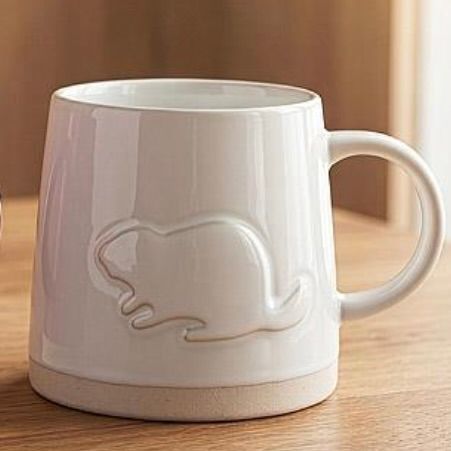 🇨🇦 Beaver Wide Base Mug
