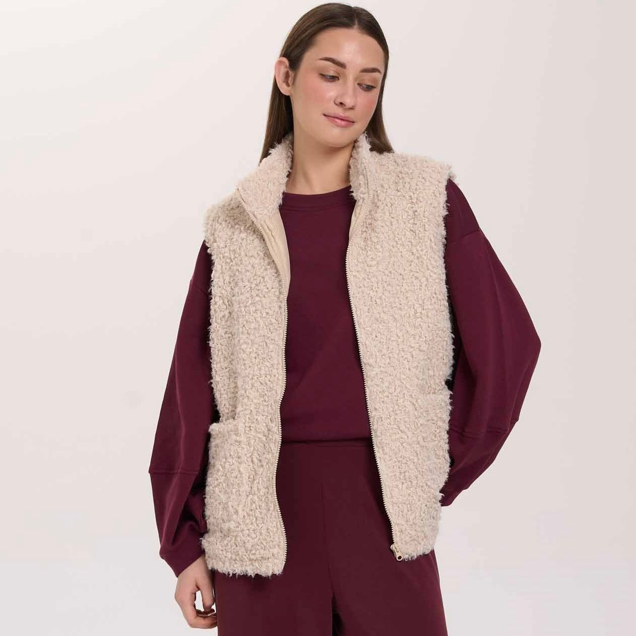 Fluffy Zip Fleece Vest