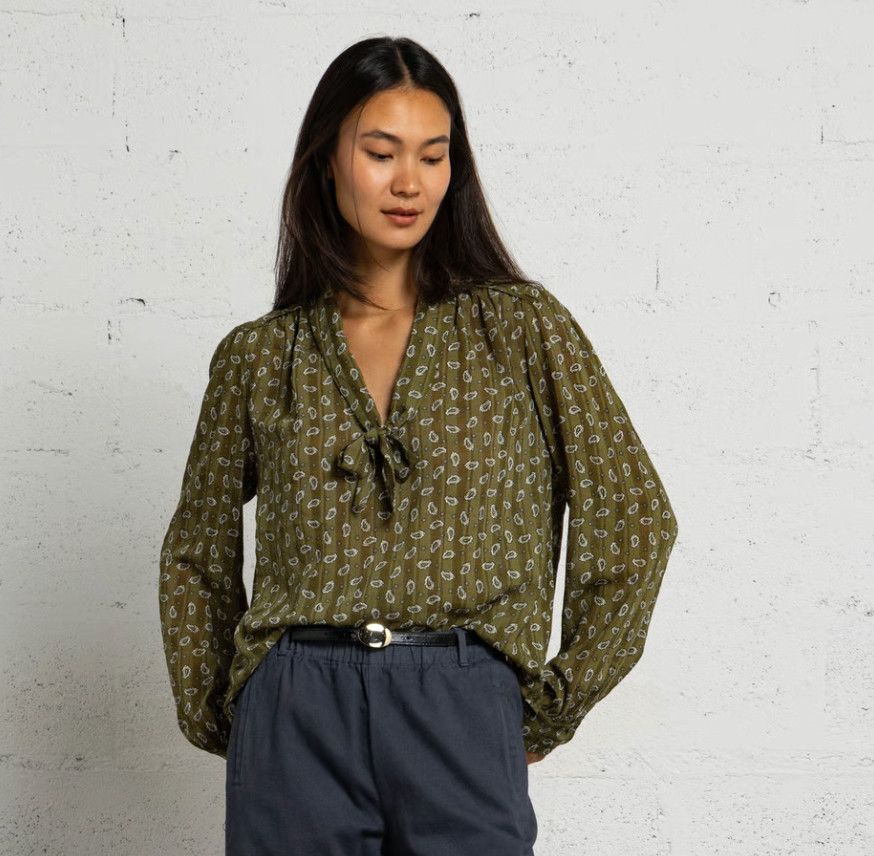 Thea Bow Collar Printed Blouse