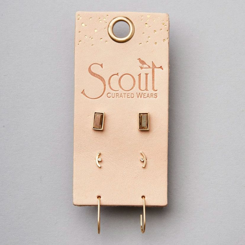 Courtney Stud Trio, Gold