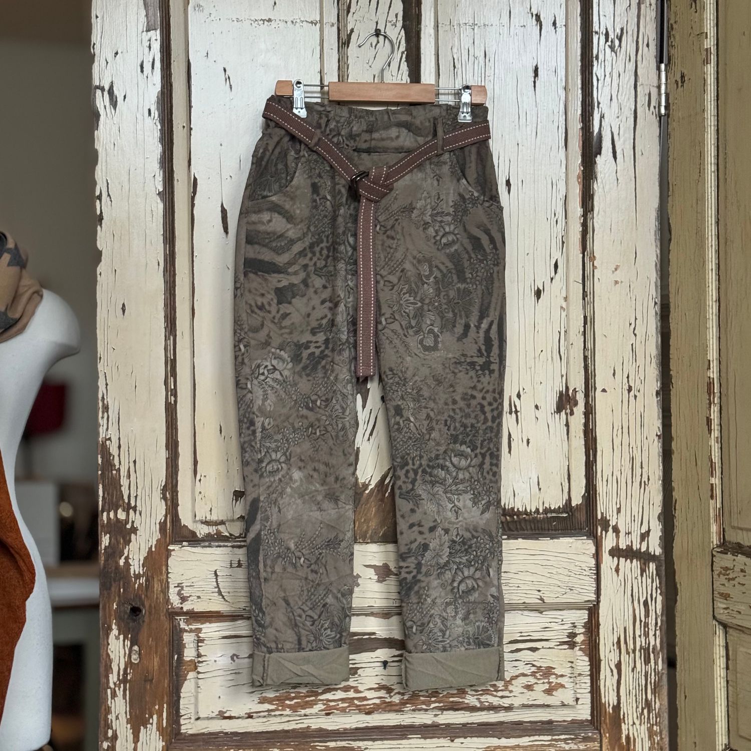 🇨🇦 Vintage Floral Stretch Pant w/Belt