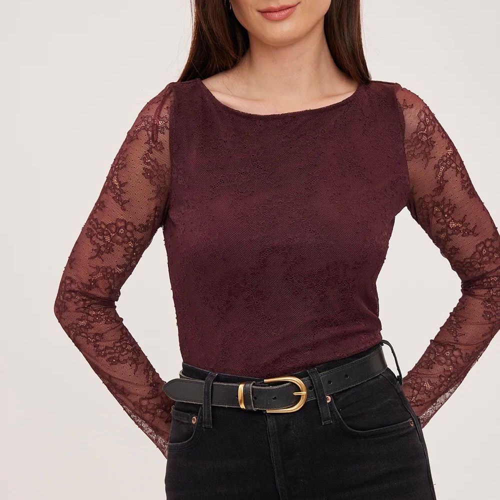 🇨🇦 Bella Stretch Lace Top