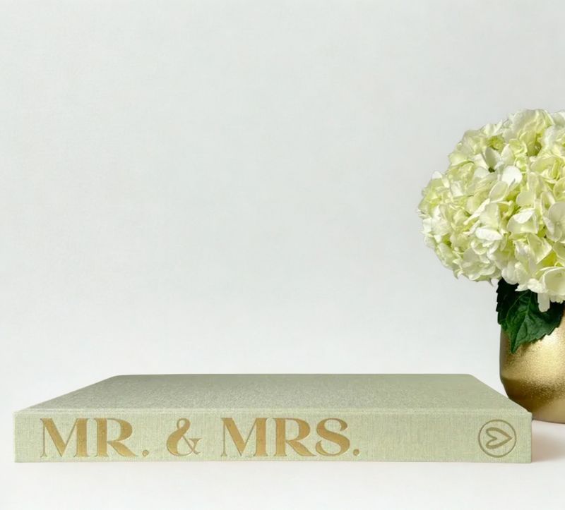 MR. &amp; MRS. Blank Book - Heart - Snowflake