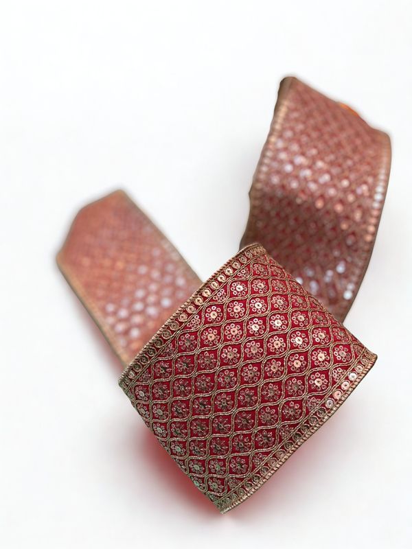 4"x10yds dupion gold sequin moroccan pattern, red