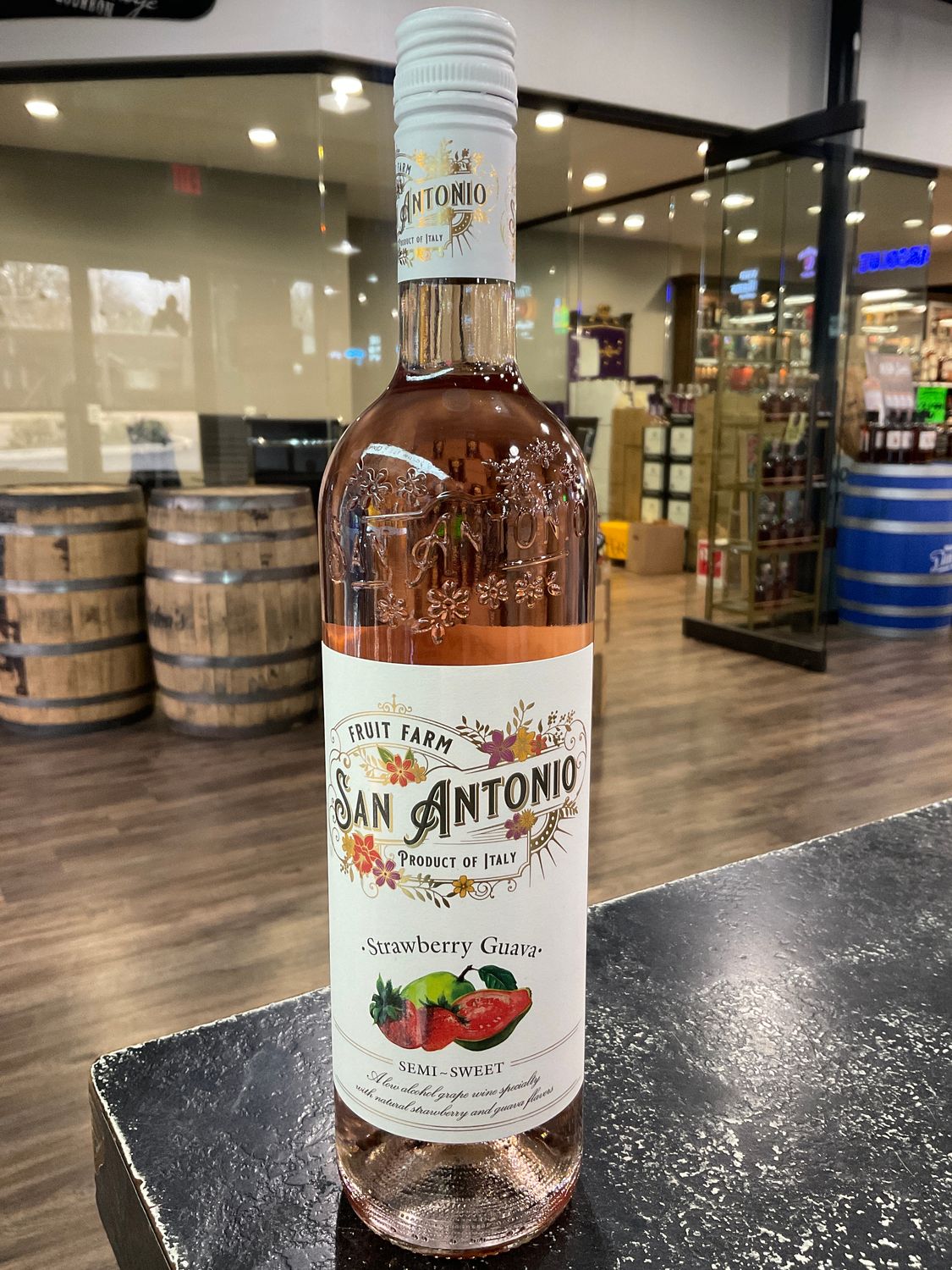 SAN ANTONIO FRUIT FARM STRAWBERRY GUAVA, 750ML