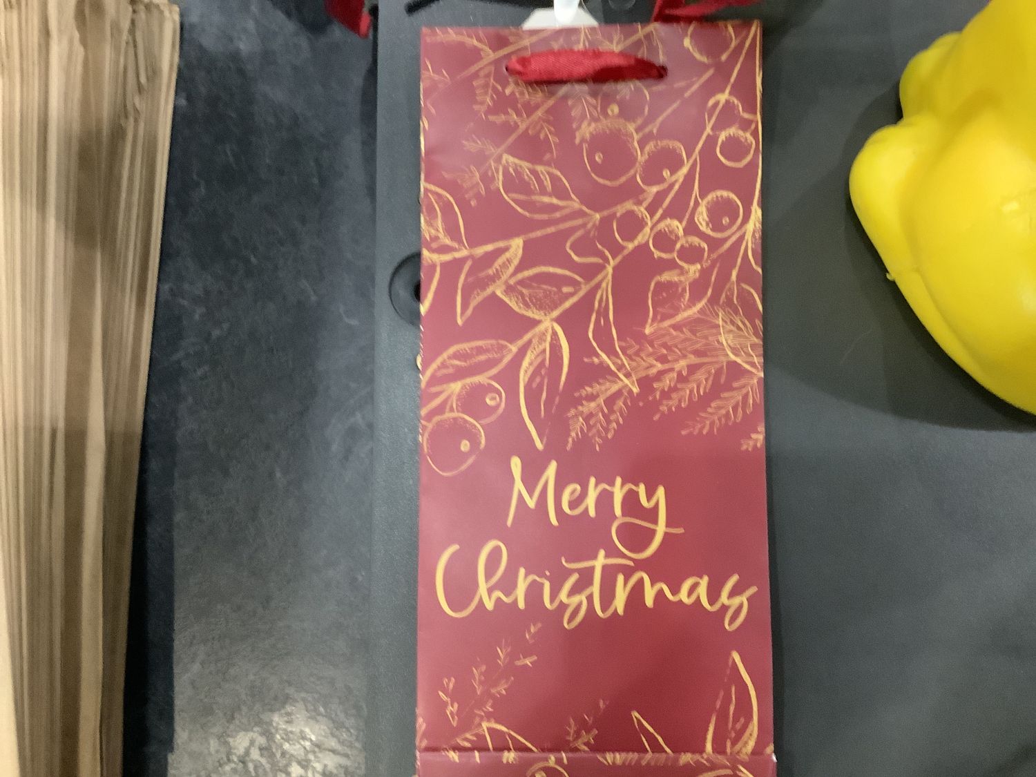 MERRY CHRISTMAS GIFT BAG