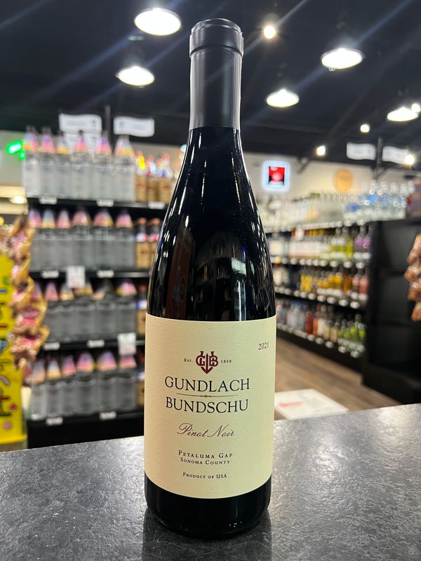 GUNDLACH BUNDSCHU PETALUMA GAP PINOT NOIR, 750ML