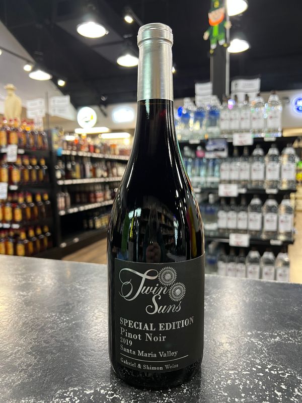 TWIN SUNS SPECIAL EDITION PINOT NOIR, 750ML