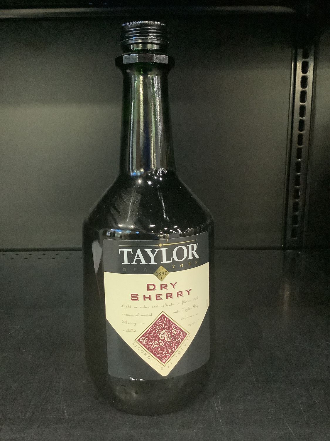TAYLOR DRY SHERRY, 1.5L
