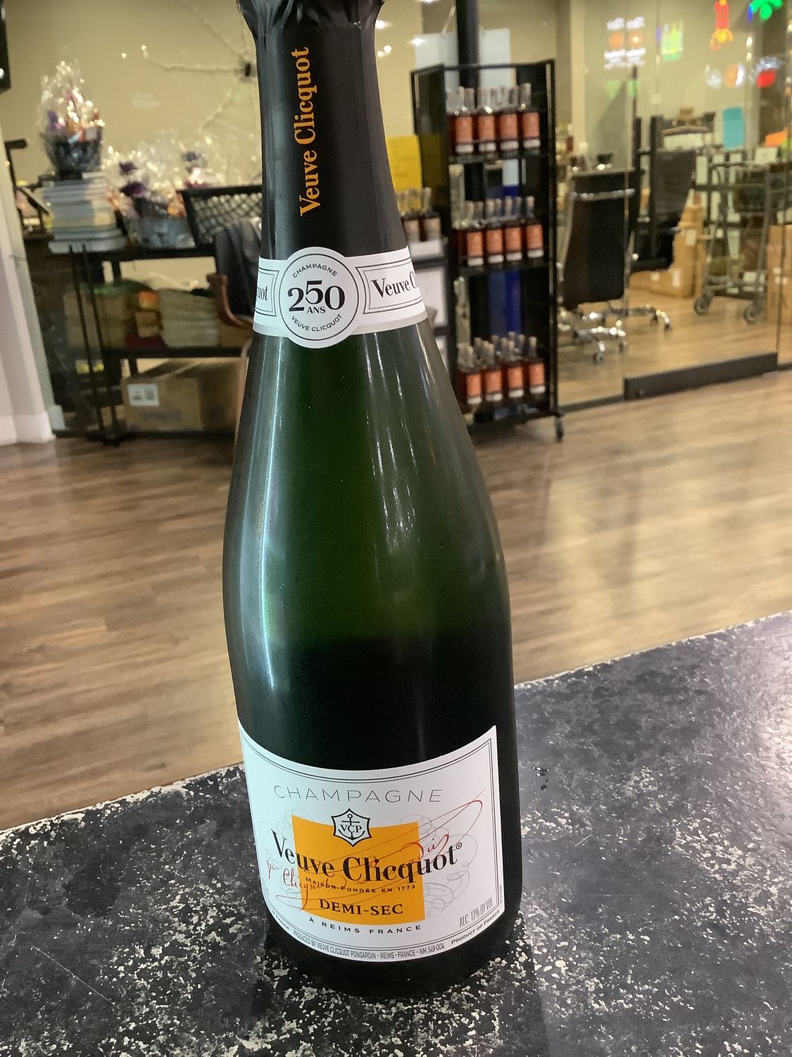 VEUVE CLICQUOT DEMI-SEC CHAMPAGNE, 750ML