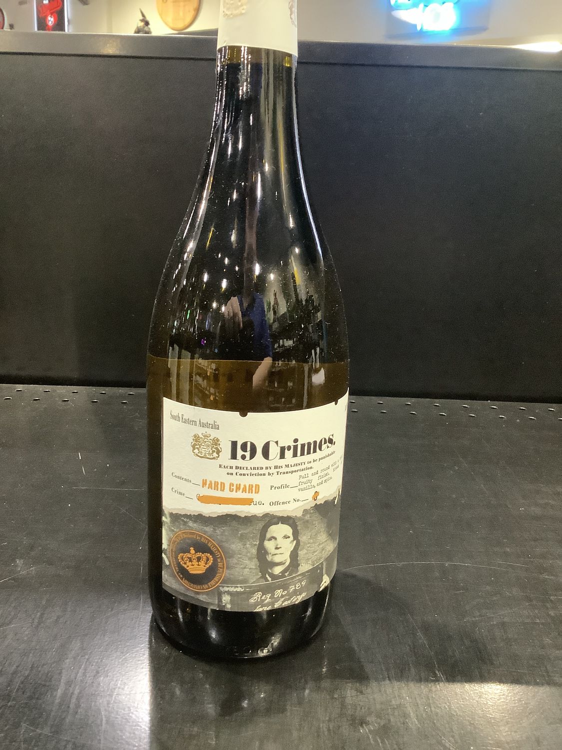 19 CRIMES HARD CHARDONNAY, 750ML