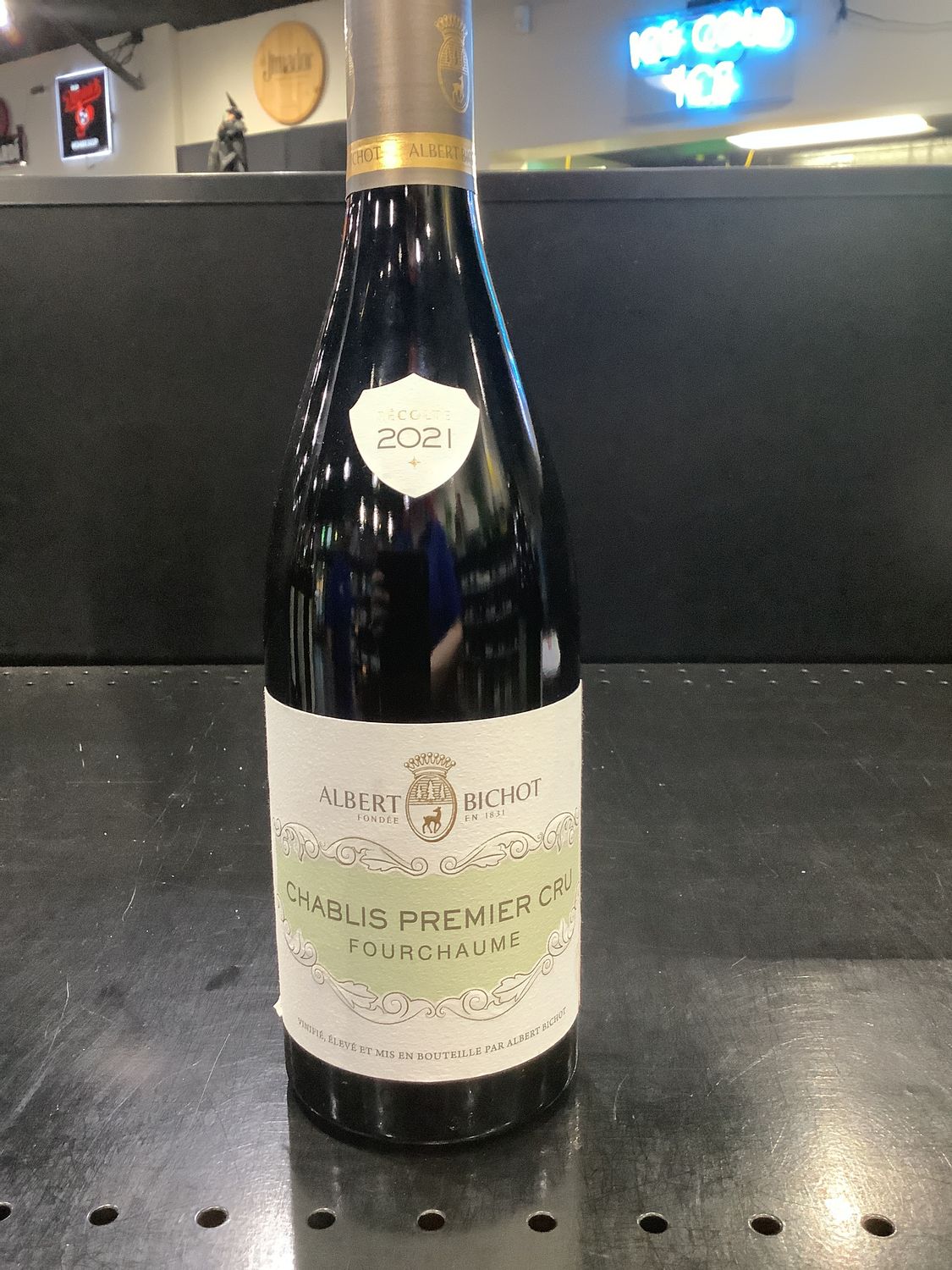 ALBERT BICHOT CHABLIS 1ER CRU FOURCHAUME, 750ML