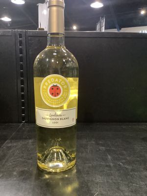 PREDATOR LOVELINESS SAUVIGNON BLANC, 750ML