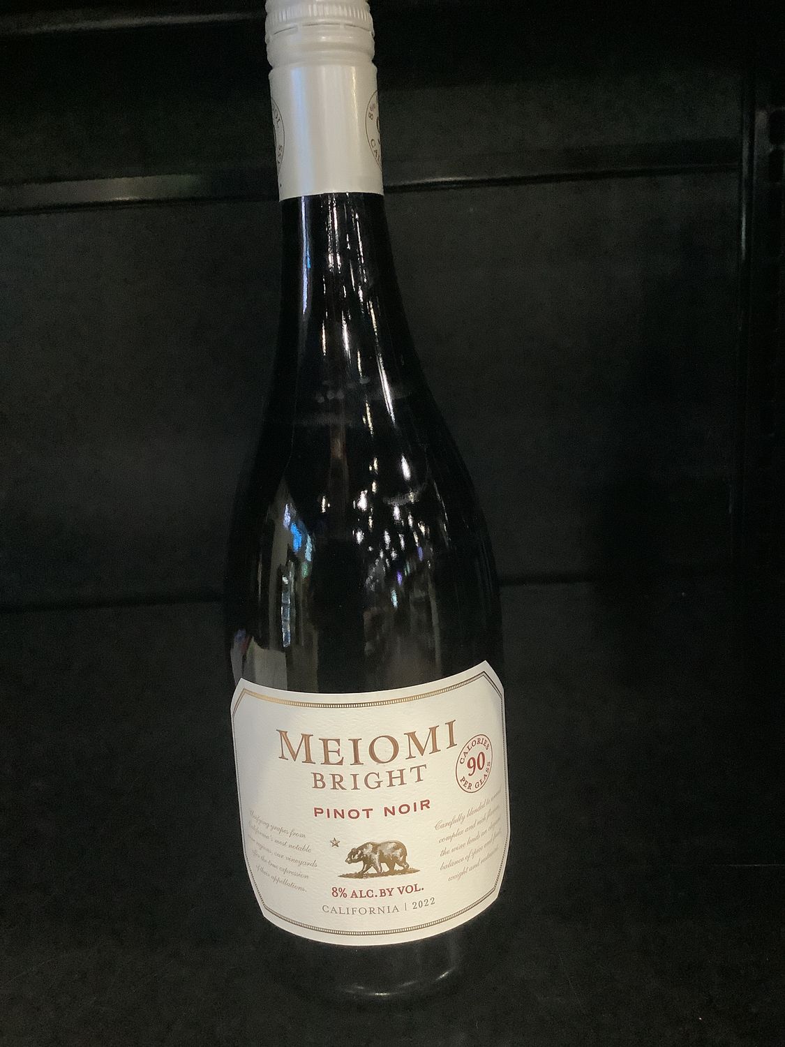 MEIOMI BRIGHT PINOT NOIR, 750ML