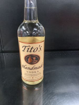 TITO’S VODKA, 750ML