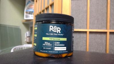 R&amp;R - Full Spectrum Gummies 900mg - CBD Edibles