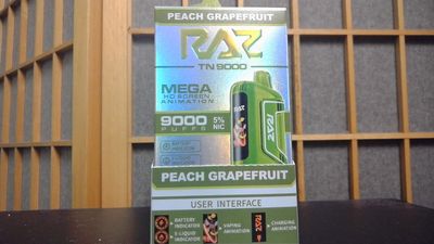 RAZ - Peach Grapefruit- 9000 puff