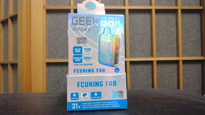 Geek Bar - Fcuking Fab - 7500
