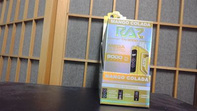 RAZ - Mango Colada- 9000 puff