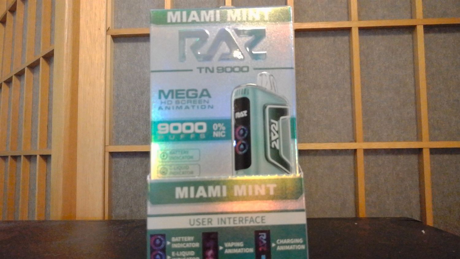 RAZ - 0 Nicotine-Miami Mint- 9000 puff