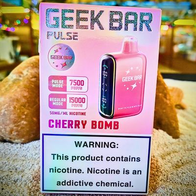 Geek Bar - Cherry Bomb - 7500