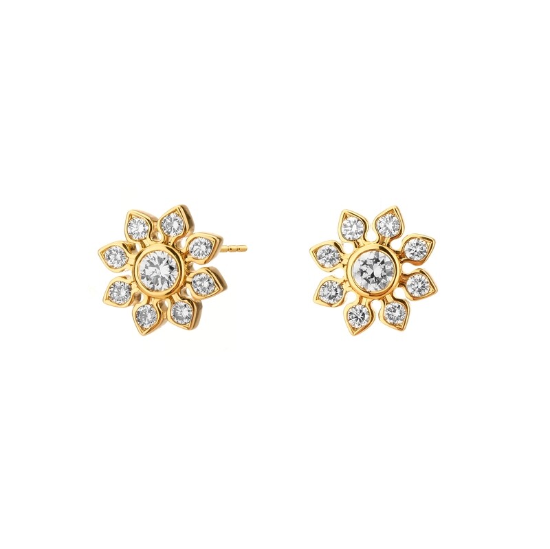 18k Mogul flower studs w. diamonds 0.7ct