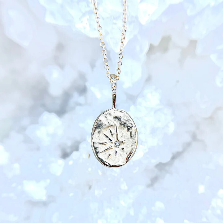 Necklace- 14ky Beautiful Eyes Artifact