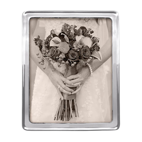 Signature 8x10 Frame