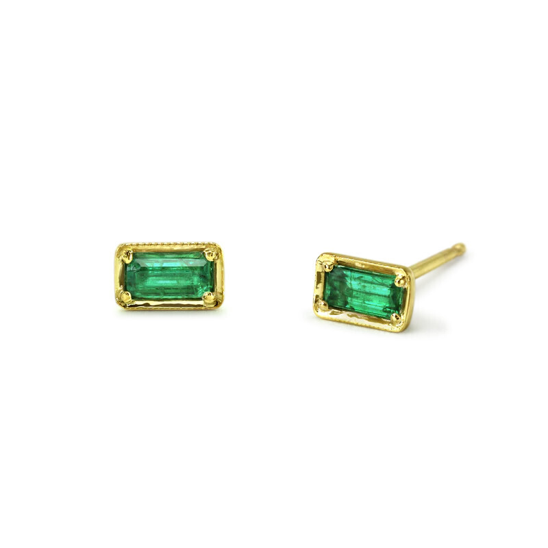 Leone Studs Emerald 14k