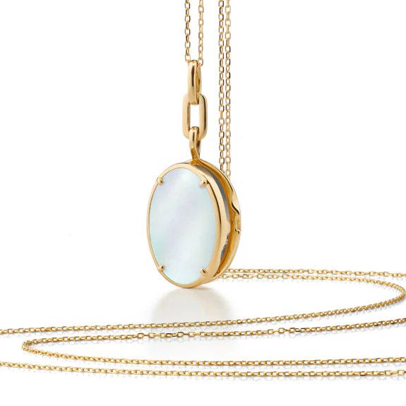 Locket- 18k YG 5/8&quot; Oval &quot;Elle&quot; Slim Locket w MOP