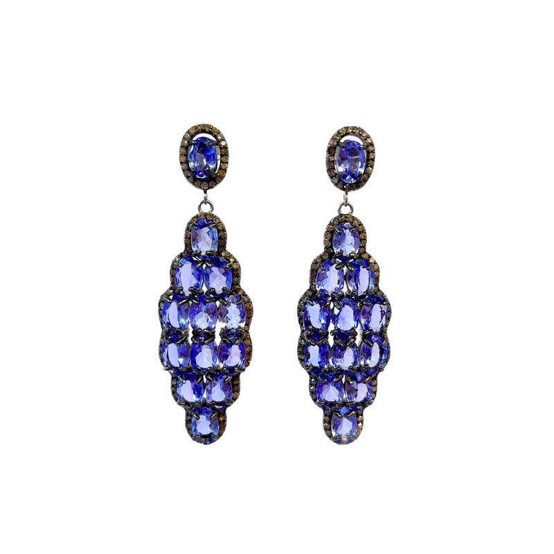 Tanzanite Earrings w. Diamonds