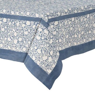 Tablecloths and Runners