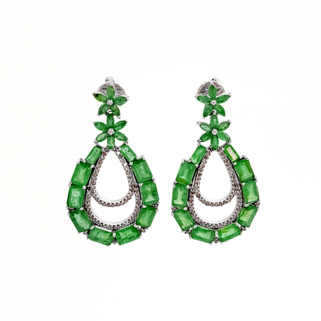 Baguette Emerald Teardrops