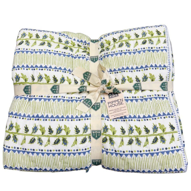 The Quilt- Climbing Ivy- Queen-, Color: Cobalt / Pistachio