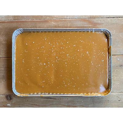 Sweet Daisy Caramel Sheet Cake (Thanksgiving Pre-Order)