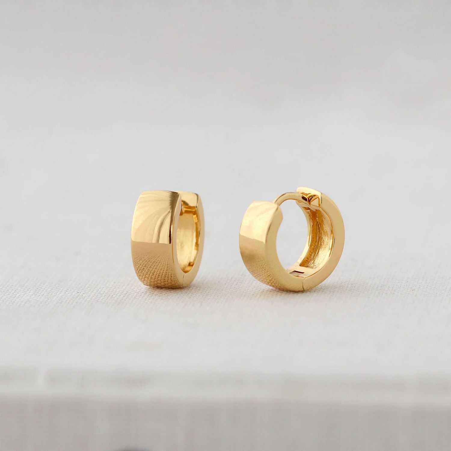 Earrings- Wide Hinged Huggie