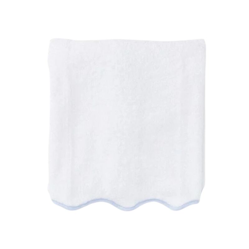 Scalloped Bath Towel