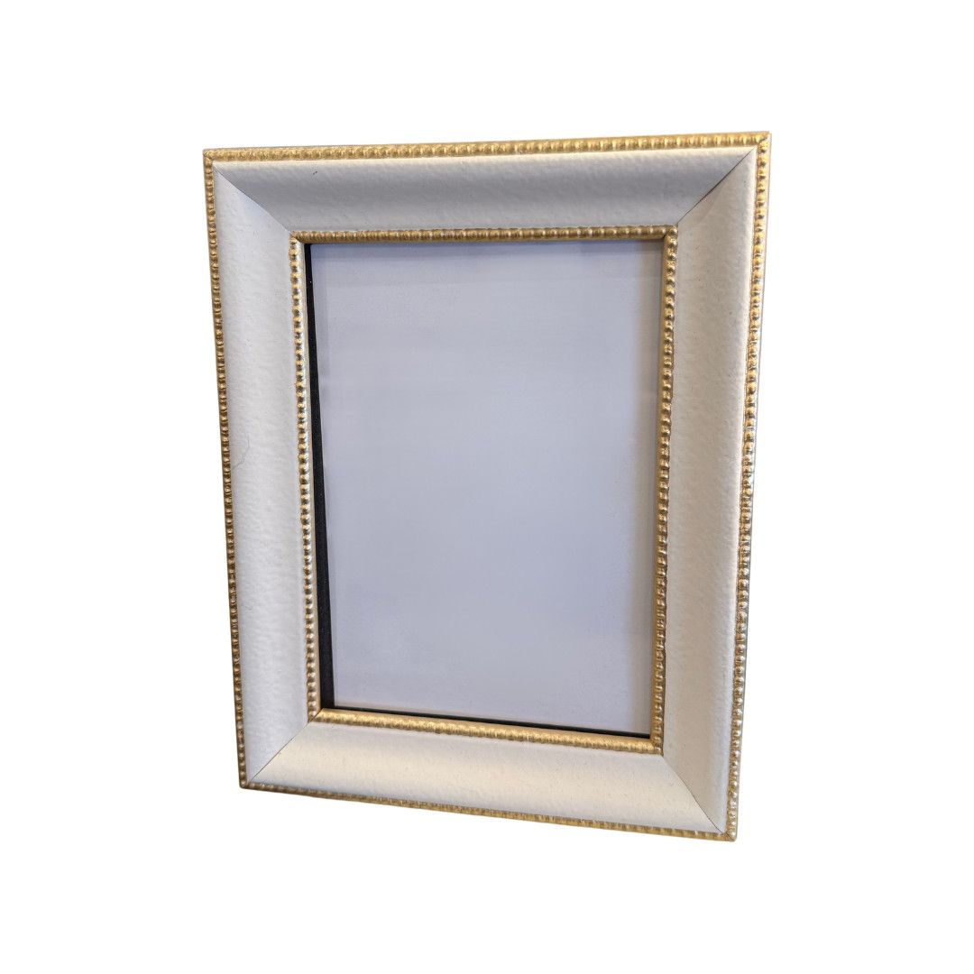 5x7 White w. Gold Beads