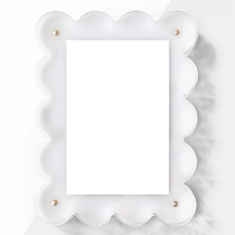 Scallop Acrylic Frame-