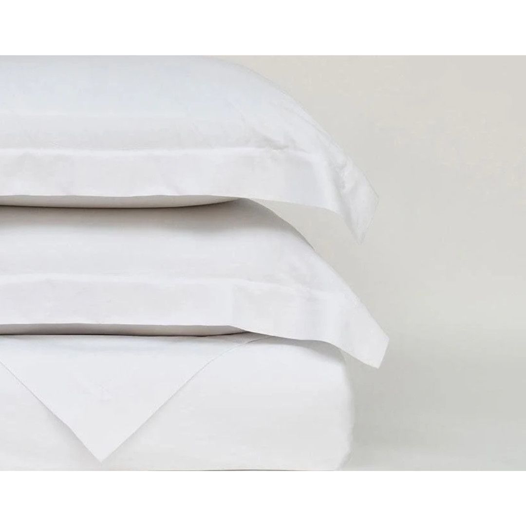 The Cover- Classic- White- Queen