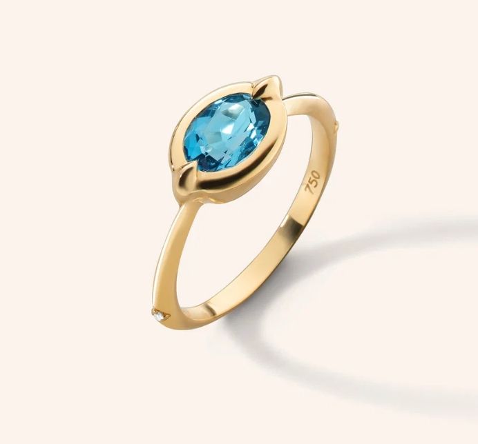 Ring- 18k LB Topaz .93ct, Dia, 7