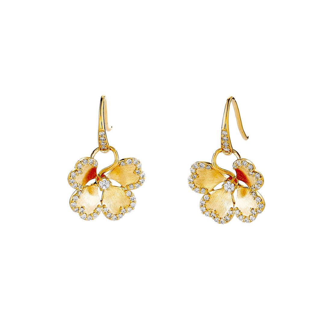18k Small Clover Earrings w. .45ct dia