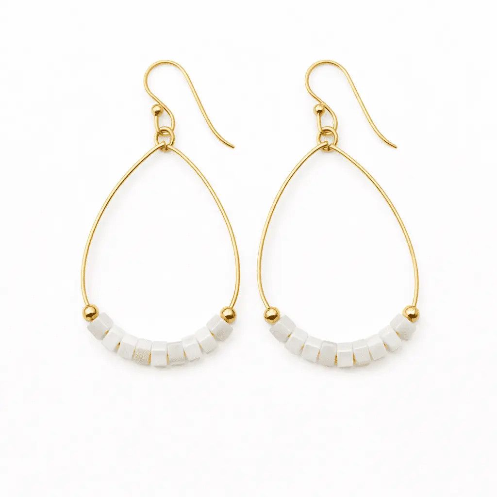 Earring- Heishi Aster, Color: White