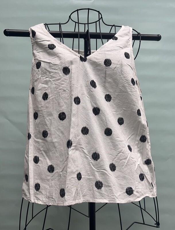 A New Day White with Black Polka Dots Sleeveless Shirt, Medium