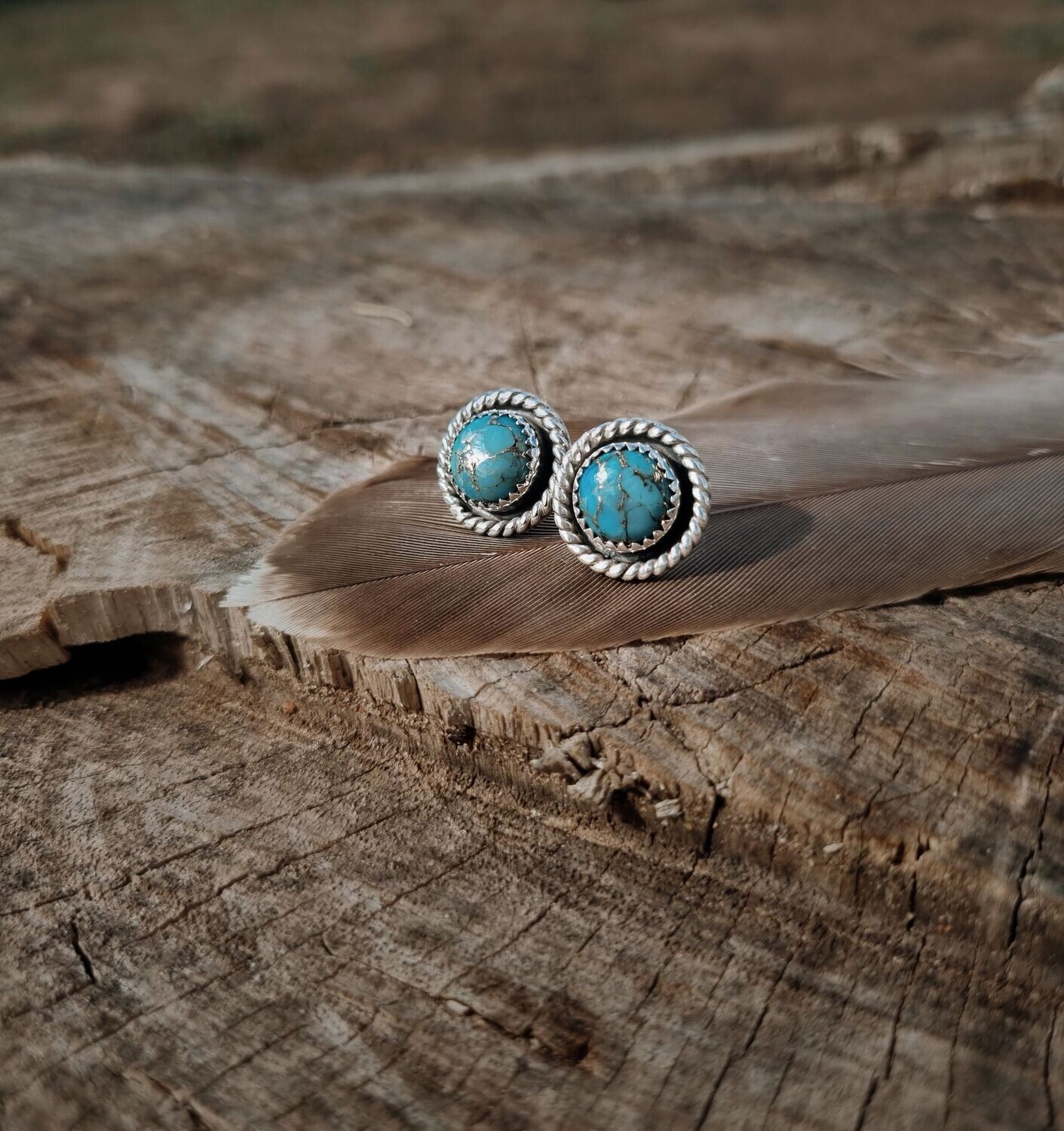 NEON MOON studs